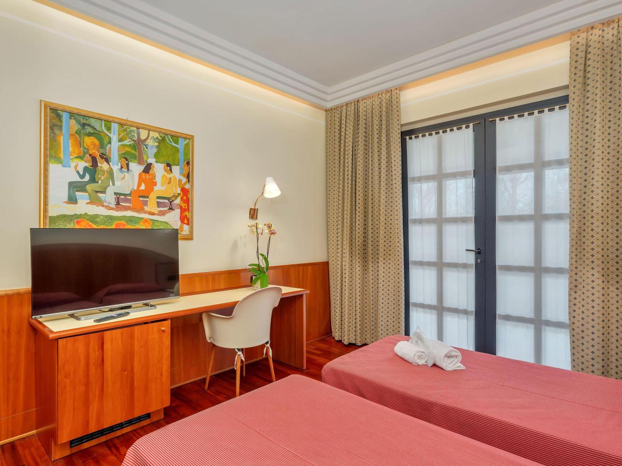 B&B Hotels Hotel Prestige Ornago Esterno foto