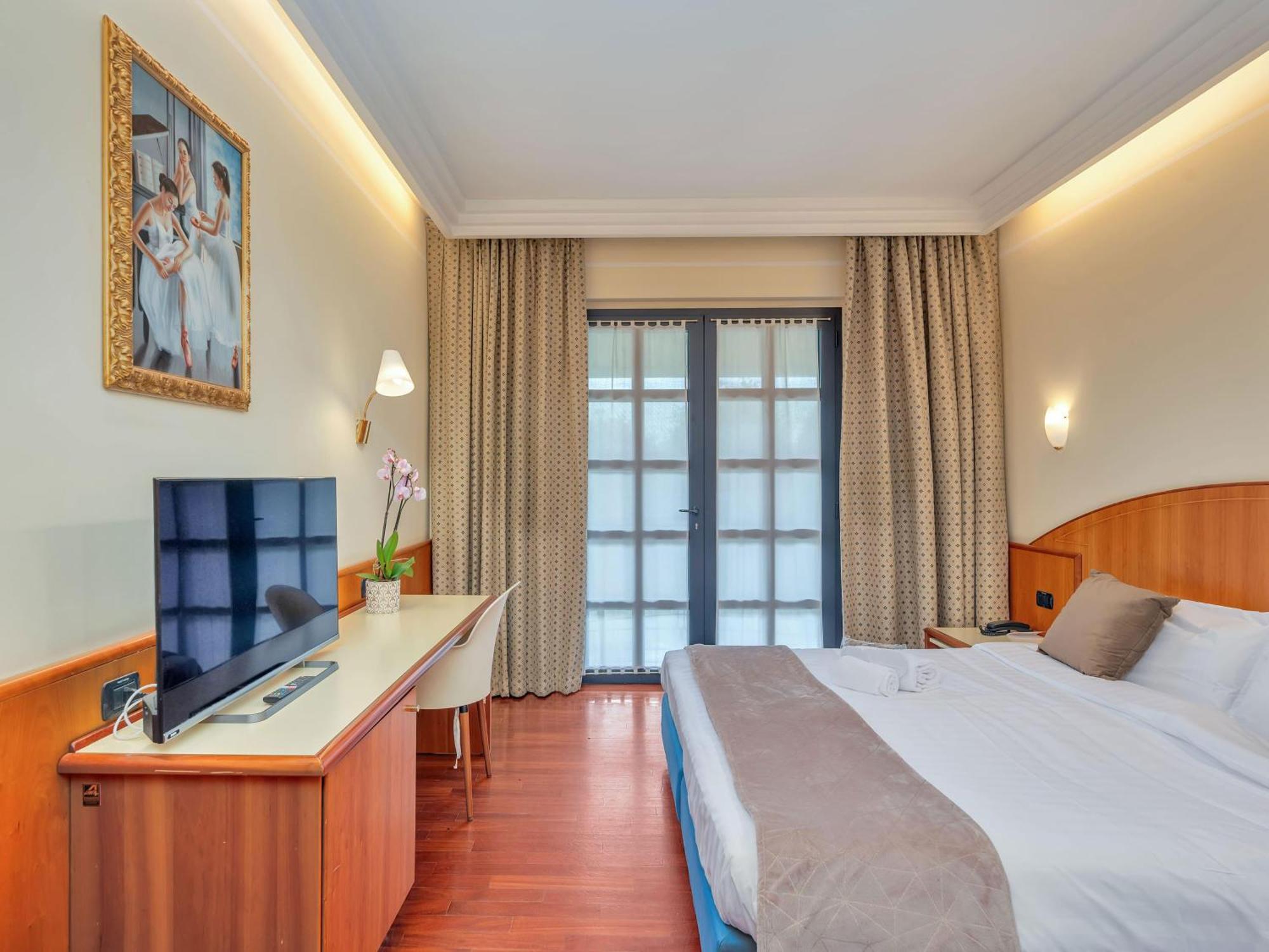 B&B Hotels Hotel Prestige Ornago Esterno foto