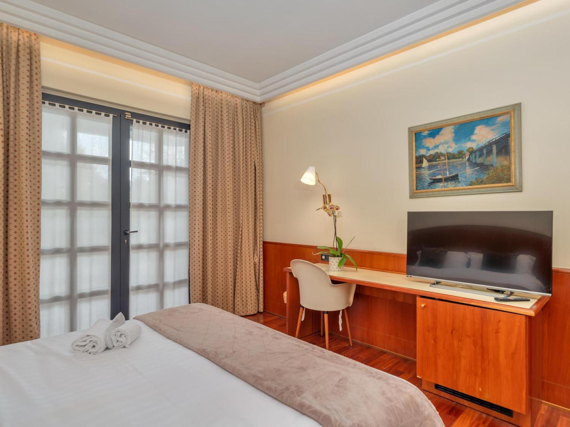 B&B Hotels Hotel Prestige Ornago Esterno foto